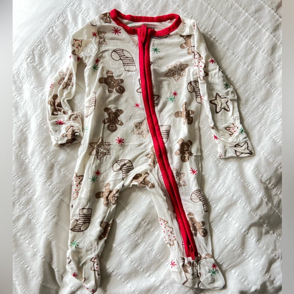 Holiday Gingerbread Baby Zip Footie Pajamas NB to 0-3 sizing